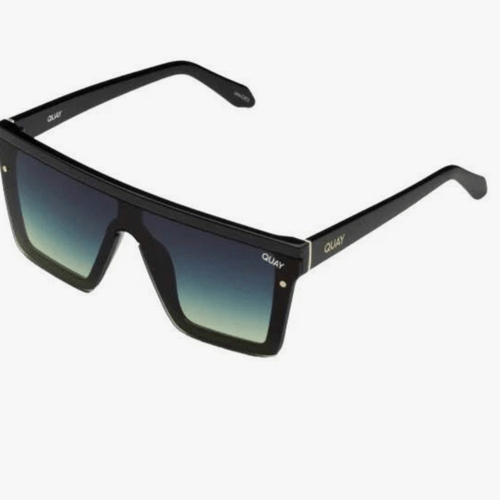 NEW ! 7/7 RARE Quay Black Shield Sunglasses with Green Gradient Lenses